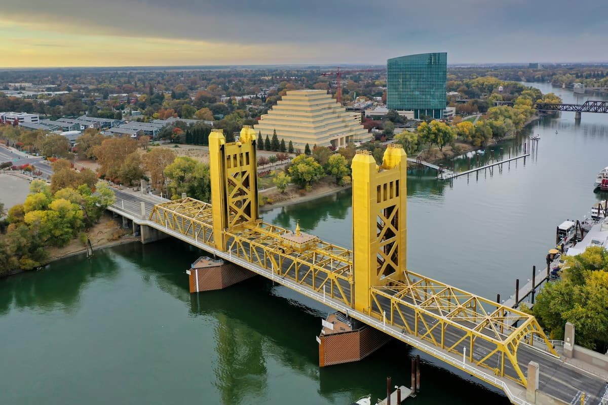 Sacramento's gold Tower Bridge over the Sacramento River